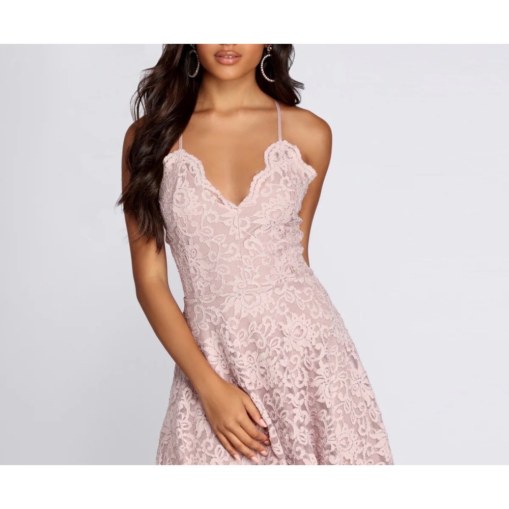 A22 KEEPSAKE The Label Blush Pink Lace Mini Dress Scalloped V-Neck Fit Flare XS